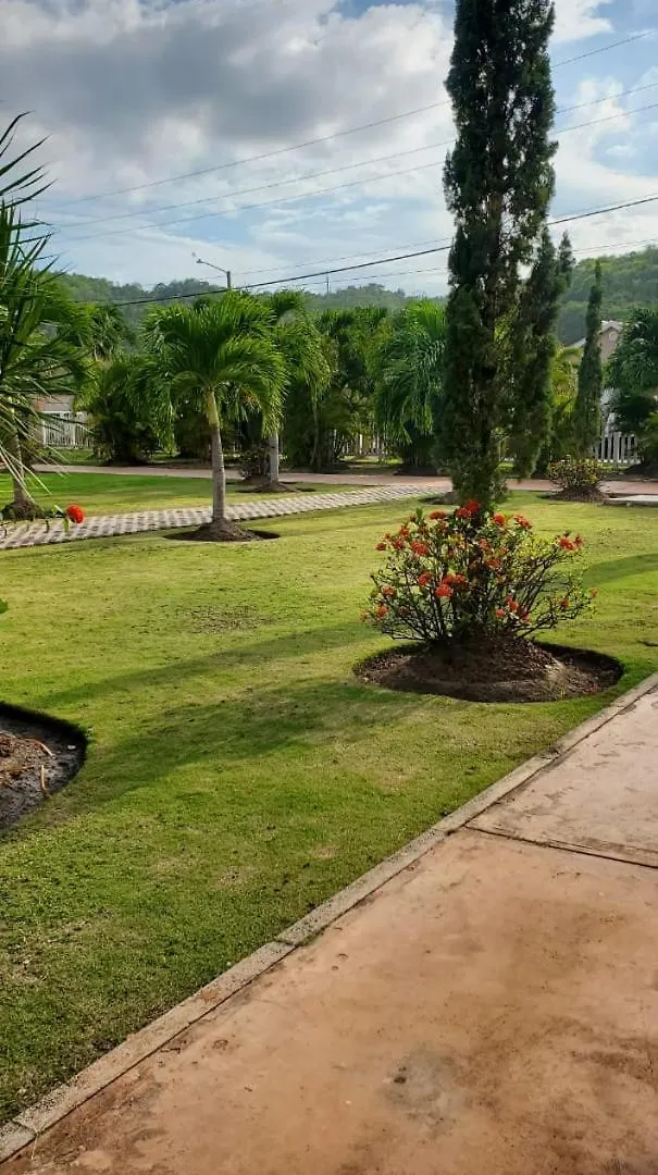 Feriehus Finest Accommodation Caymanas House # 16 Ellis Caymanas Jamaica